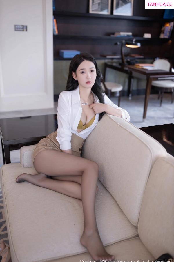 唐安琪  [XiuRen]高清写真图 2024.05.20 No.8571 唐安琪 黑丝美腿第13张图片